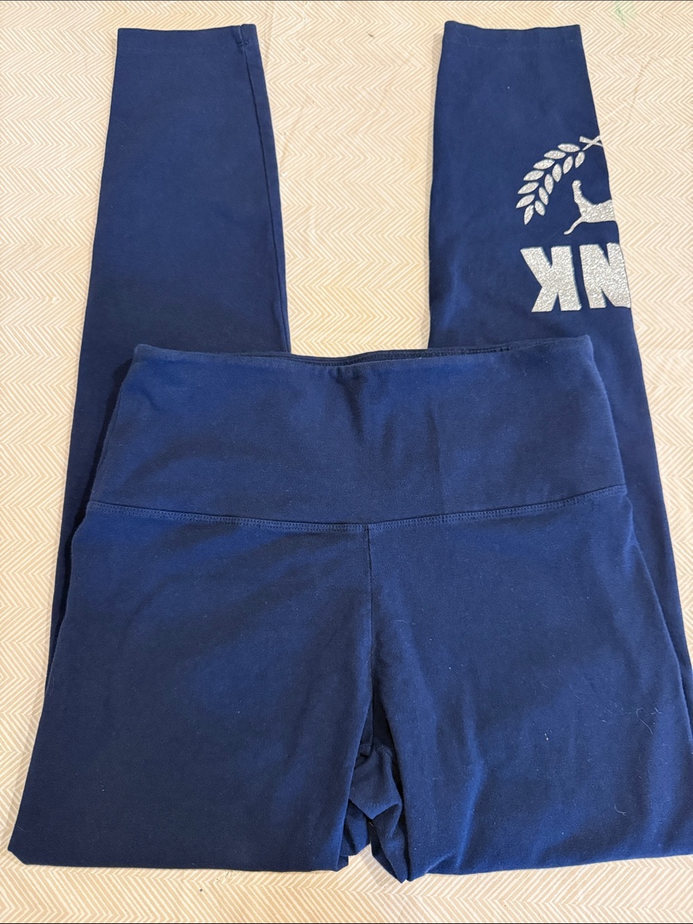 PINK Victoria's Secret High Rise Navy Women’s Leggings with Silver Logo (sz med)